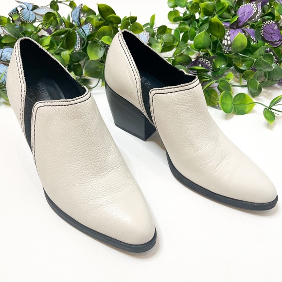 Naturalizer White Black Ankle Boots Size 7.5 - Picture 4 of 11